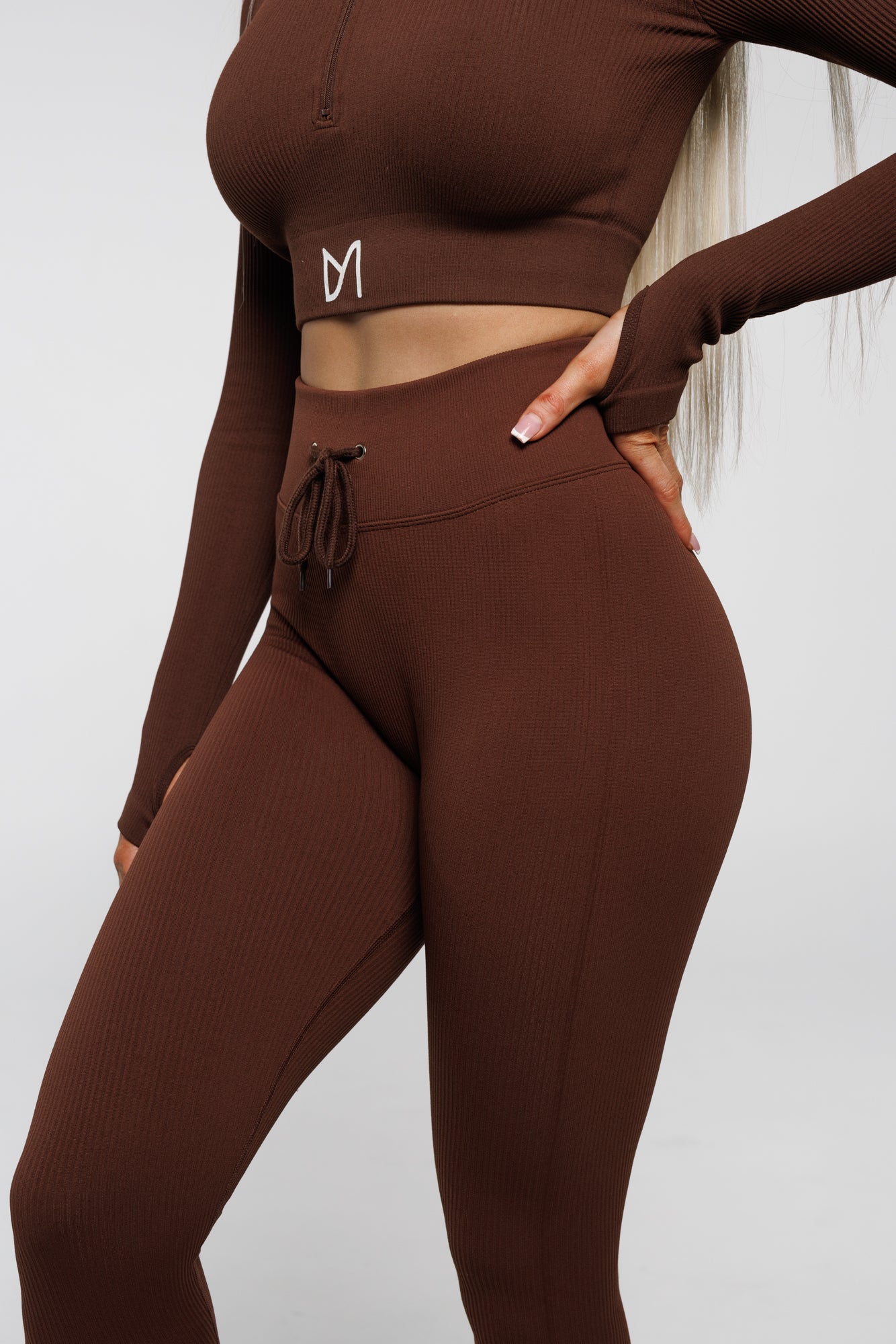 Esse in Chocolate | Leggings with Drawstring