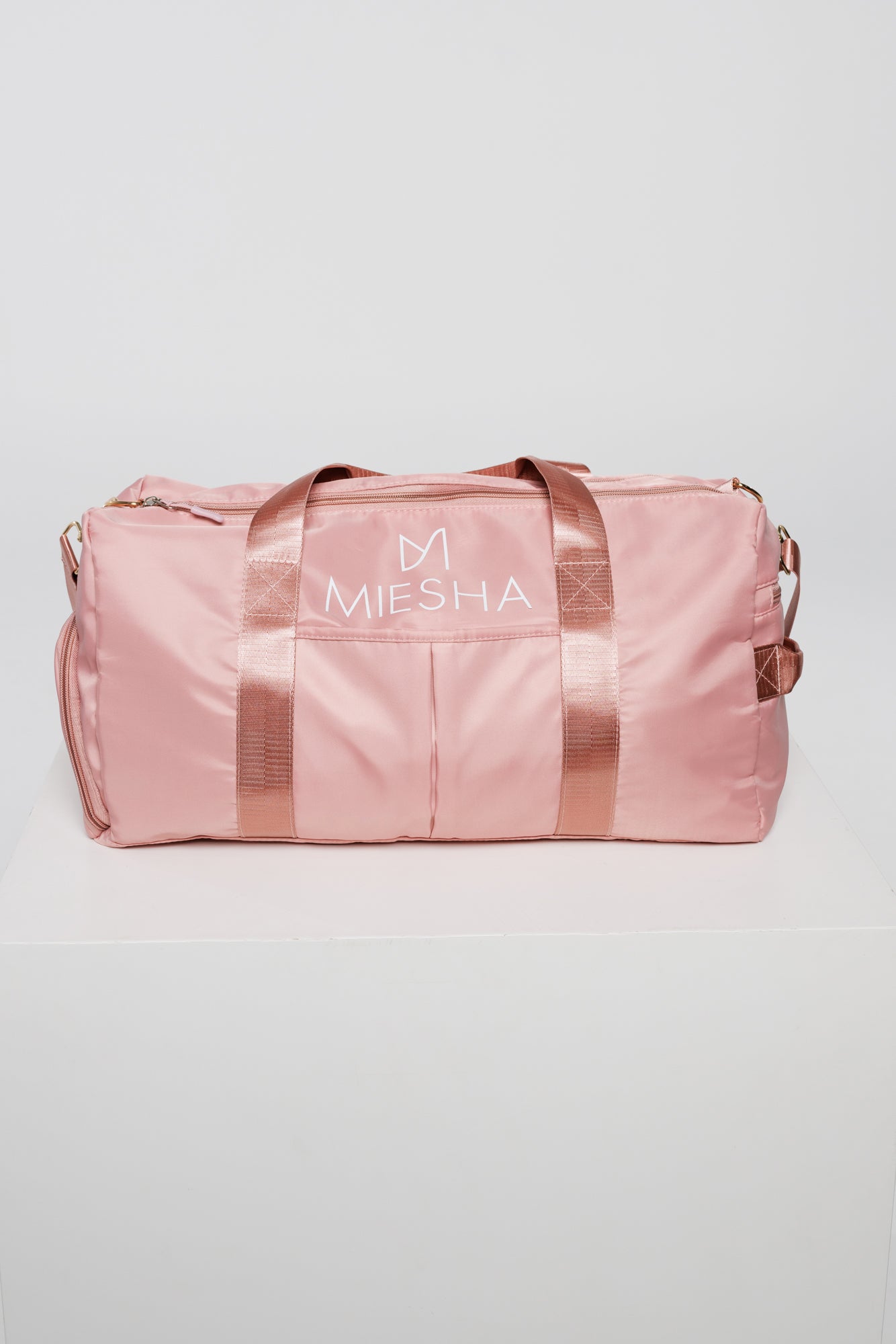 Omnia in Blush Pink | Functional Gym Duffel Bag 